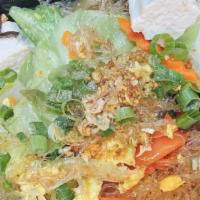 Pad Woon Sen · Vegetarian glass vermicelli noodles, stir-fried with garlic, tofu, eggs, green onion, carrot...