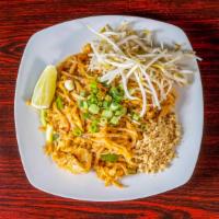 Pad Thai · Thin rice noodles with egg, bean sprout, green onion and ground peanut.