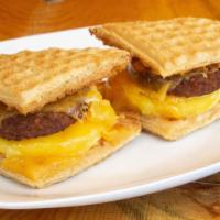 Tabor · Egg, veggie sausage, cheddar and maple butter.
*Veggie sausage contains gluten.