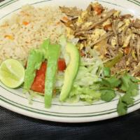 Carne Deshebrada · Con arroz y frijoles. Shredded beef with rice and beans.