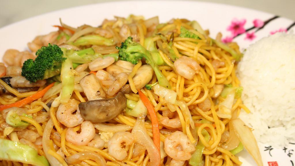 Shrimp Yakisoba · Yakisoba noodles stir-fried with shrimp, cabbage, onions, carrots, mushrooms and broccoli.
