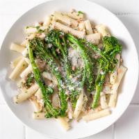 Ziti Con Broccolini · New. Sauteéd broccolini, garlic, organic herbs, toasted hazelnuts, Pecorino Romano cheese.