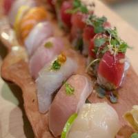 *Okimari Jo Sushi · Chef’s selection of 9 pcs nigiri sushi.

* Consuming raw or undercooked meats, poultry, seaf...