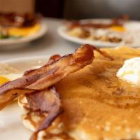 Annie'S Combo · 1 egg, 1 choice of meat, and your choice of pancakes or French toast.