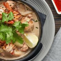 Ling'S Seafood Hot Pot · jumbo shrimp, salmon, scallops, cilantro, green curry-coconut broth