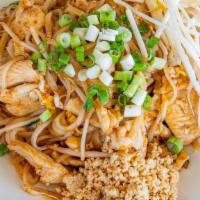 Pad Thai · Thin Rice noodle with egg, bean-sprout, green onion
and ground peanut