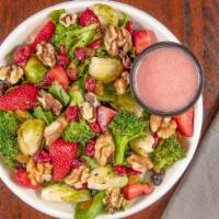 Roasted Vegetables & Fruit · Mixed greens, roasted brussels sprouts, roasted broccoli, dried cranberries, walnut halves, ...