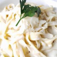 Cinque Formaggi · a cream sauce with a blend of romano, fontina, gorgonzola, asiago, and aged provolone over f...