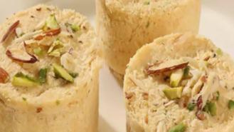 Soan Papdi (3 Pieces)  · North Indian dessert made from ghee with a flaky and crispy texture.