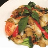 Pad Kee Mao · Stir-Fried Wide Rice Noodles with Egg, Onion, Chili Paste, Thai Basil, Red Bell Pepper, Broc...