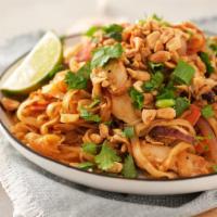 Pad Thai · Chicken Breast, Bean Sprouts, Red Onion, Carrots, Green Onion, Cilantro, Lime, Peanuts with ...