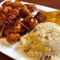 General Tso'S Chicken Lunch Plate · Spicy. All served with spring roll and BBQ pork fried rice.