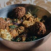 Sm Kofta Bowl (Gf) · Lentil Kofta, Roasted Cauliflower, Kale and Onions in our Tikka Curry