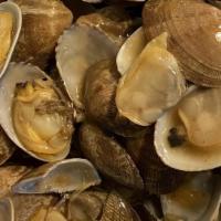 姜葱炒蚬 Clams With Ginger & Scallion · 