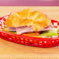 Lunch Sandwich  · Choice of bread toast, bagel , or croissant
Choice of meat ham, turkey, roast beef, tuna, or...