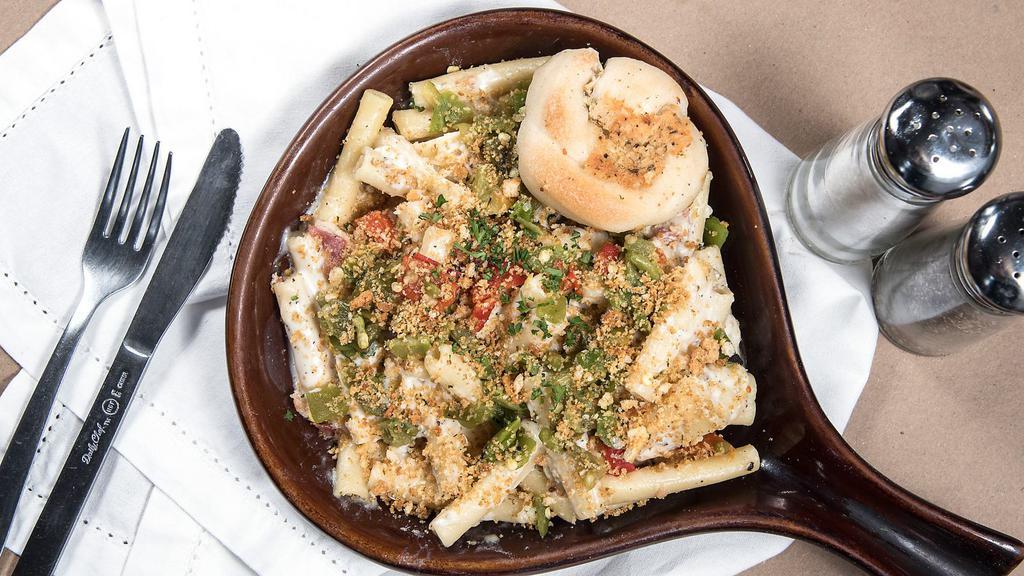 Mac N' Cheese · Ziti tossed in a creamy 3-cheese blend, bacon bits & topped with bread crumbs. Add Green Chili for an additional charge.