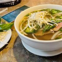 Pho Tai Nam Gan · Noodle soup with steak, flank, tendon.