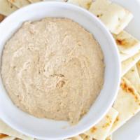Hummus · Dip of chickpeas, with lemon juice and a touch of garlic.