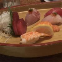 Sushi Sashimi Combination · California roll, 4 piece nigiri, 4 piece sashimi.

*Consuming raw or uncooked meats, seafood...