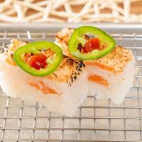 Spicy Salmon Torch(2 Pieces) · 