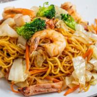 Shrimp Yakisoba · Stir-Fried Noodle & Vegetables with Shrimp. (No Salad)