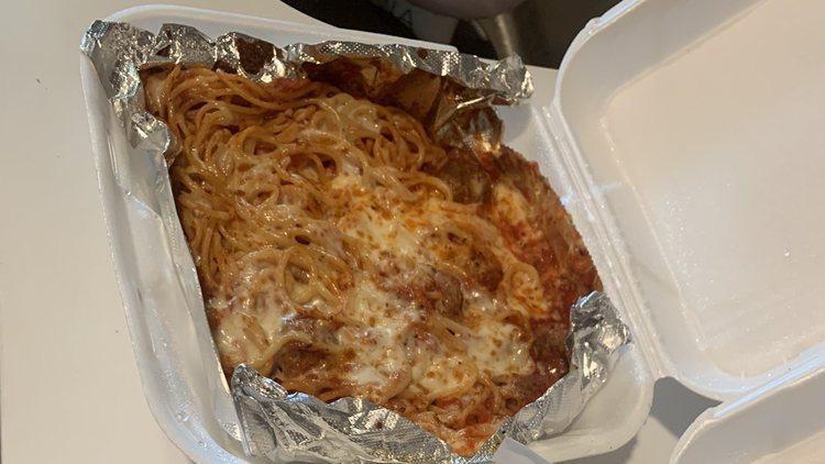 Spaghetti Meatball · Meatballs, fresh garlic, Mozzarella cheese and marinara sauce.