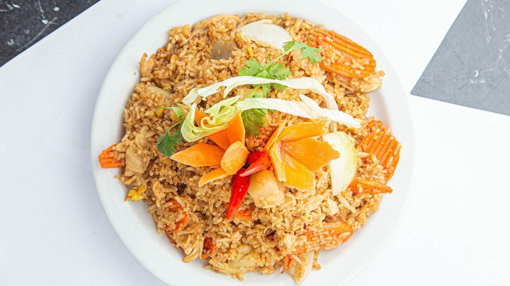 Pineapple Fried Rice · Fried rice, eggs, carrots & onions, mixed to perfection with your choice of chicken, beef, or pork as well as pineapple to give the right about of sweetness.