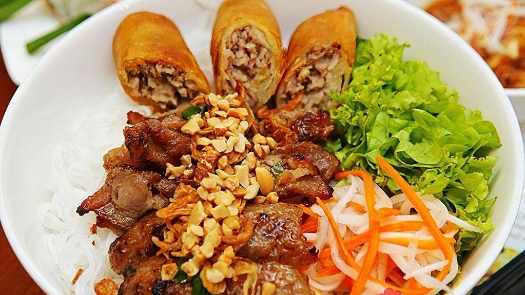 Grilled Pork & Egg Roll / Bún Thịt Nướng Chả Giò