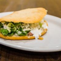 Gordita Especial/Special · Handmade tlaxcalli thick enough to hold 