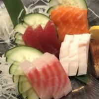 Sashimi Mix (Chef'S Choice) (16 Pieces) · 
