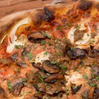 Manifesto Pizza · Mushrooms, Schreiner’s Sausage, Red Sauce, Goat Cheese + Fennel
