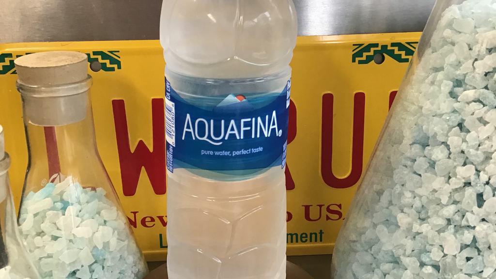 Aquafina Water · 16.9 fl oz. water bottle
