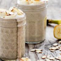 Bulky Banana · Fresh Banana, Almonds, Choice of Protein, and Choice of Smoothie Base.
(Contains Nuts and Da...
