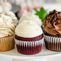 Assorted Gluten Free (6) · 2 of our Gluten Free Double Chocolate, 2 of our Gluten Free Red Velvet, and 2 of our Gluten ...