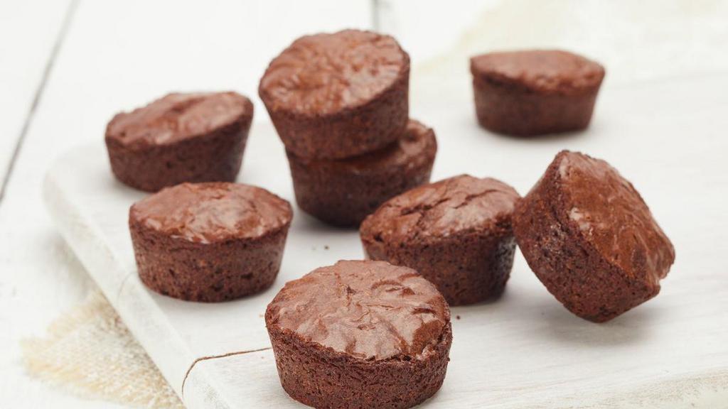 Brownie Bites · 910 cal per person