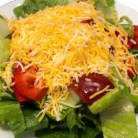 Green Salad · Vegetarian,  organic, gluten free. Green salad with bell pepper and cheddar cheese.