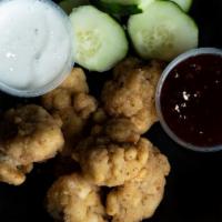 Boneless Wingz · Gluten-free breaded chicken, cucumber and choice of two sauces. (CALS 273)