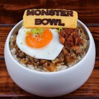 King Kong Bowl / Bulgogi · Bulgogi(Beef), Fried Egg, Tamago, Green Onion, Sesame oil, Sesame Seed