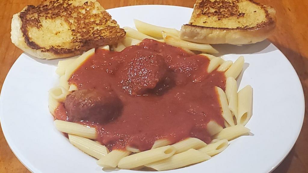 Rigatoni Dinner · Our fresh house made spaghetti sauce, handmade meatballs, garlic bread and dinner salad! choose your size full or half!