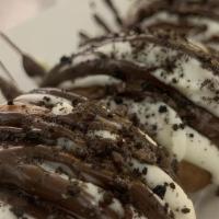 The Fried Oreo · White and dark chocolate, oreos.