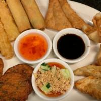 Platter · Egg roll, crab rangoon, crispy wonton, pot sticker, shrimp tempura, fried calamari, fried fi...