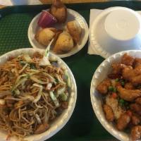 Combo Meal B · Yakisoba chicken and orange chicken with white rice and drink