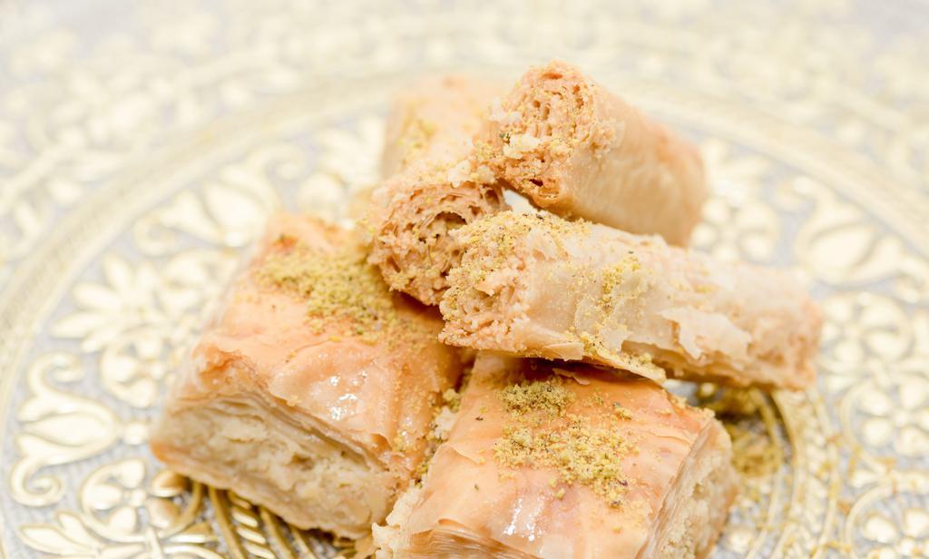 Baklava · sweet,pastry,made of layers of filo filled with chopped sweetened