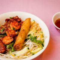 Rice Vermicelli With Shrimp And Bbq Pork · 