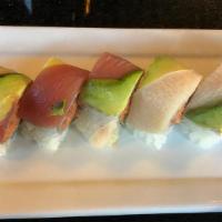 Tokyo Roll · Raw. 8pieces. Spicy tuna and tempura crunch inside, with tuna, yellowtail and avocado outside.