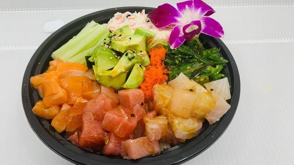 Poke Lover · Assorted fish, avocado, cucumber, snow crab, seaweed salad, masago