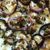 Salsiccia · Mozzarella, Uli's spicy Italian sausage, grilled red onions, goat cheese , fennel pollen