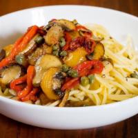 Spaghetti Olio · Spaghetti, extra virgin olive oil, mushrooms, red bell peppers, capers, garlic, cherry tomat...