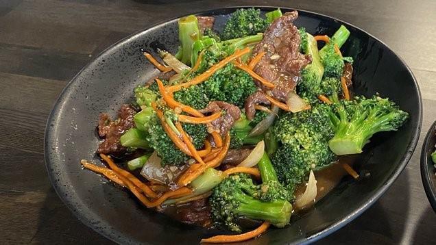 Beef & Broccoli	 · Marinated beef stir-fried to perfection with broccoli in an onion garlic brown sauce served with steamed white rice.