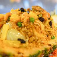 Pineapple Curry Fried Rice · Dairy Free.Contains Tree Nuts.
Popular Item.Pineapple, Cashew, Raisins, Onions, Massman Curr...